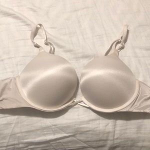Victoria’s Secret Bombshell Bra